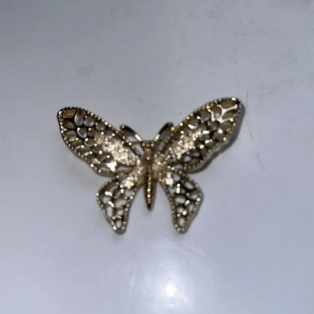 Vintage Sarah Coventry gold‎ tone butterfly brooch/pin